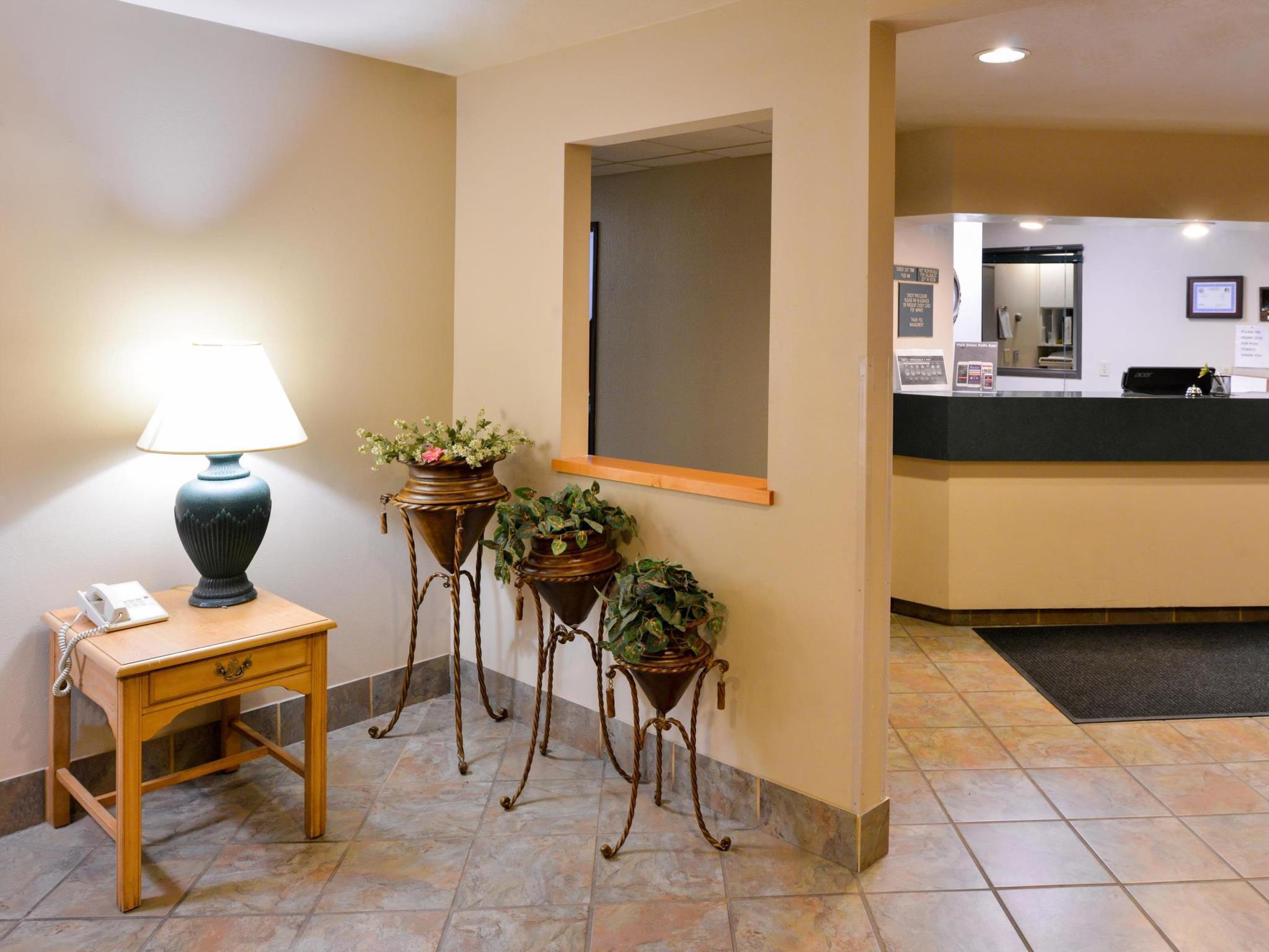 Baymont By Wyndham Sioux Falls North,I-29,Russell St, Airport Buitenkant foto