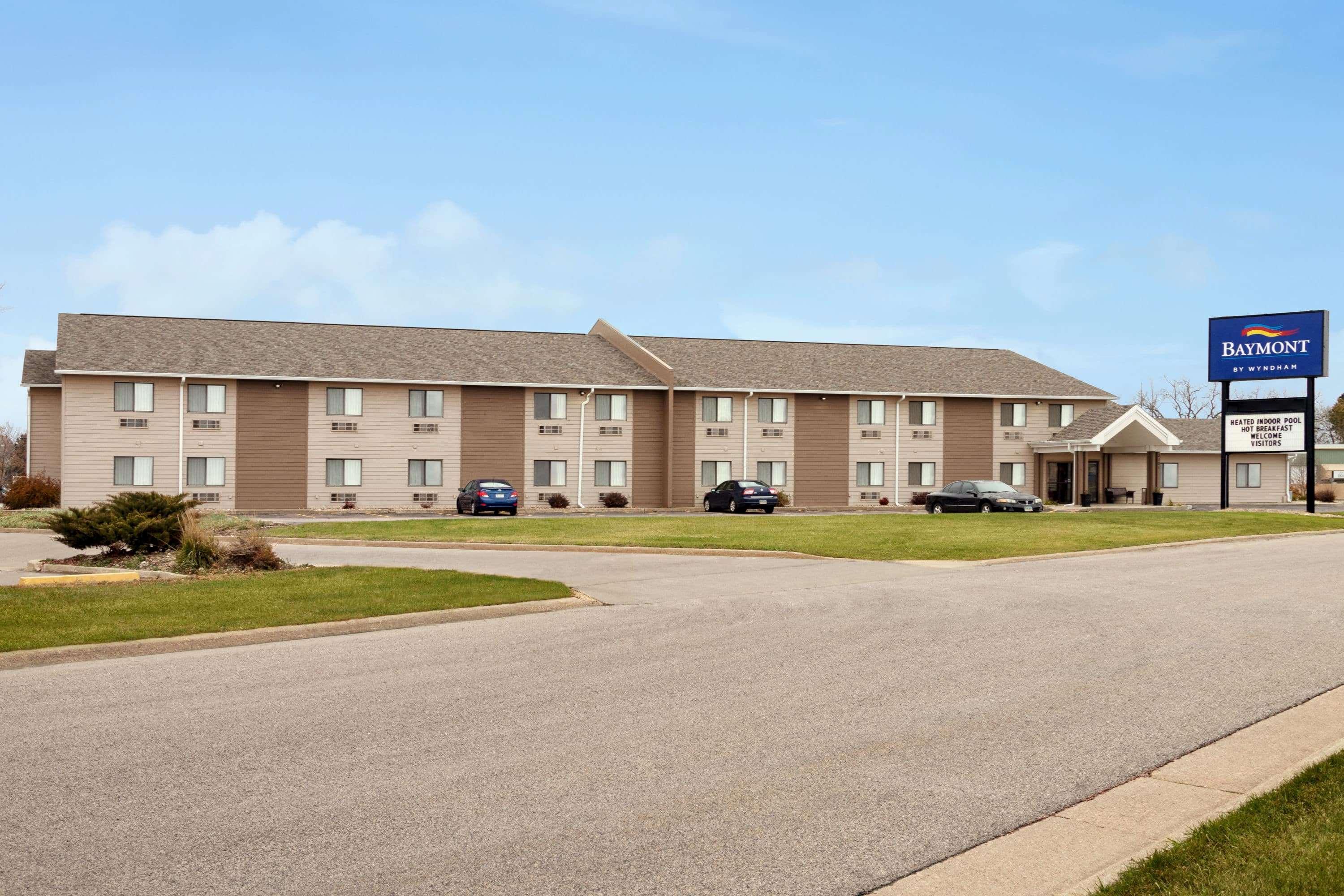 Baymont By Wyndham Sioux Falls North,I-29,Russell St, Airport Buitenkant foto