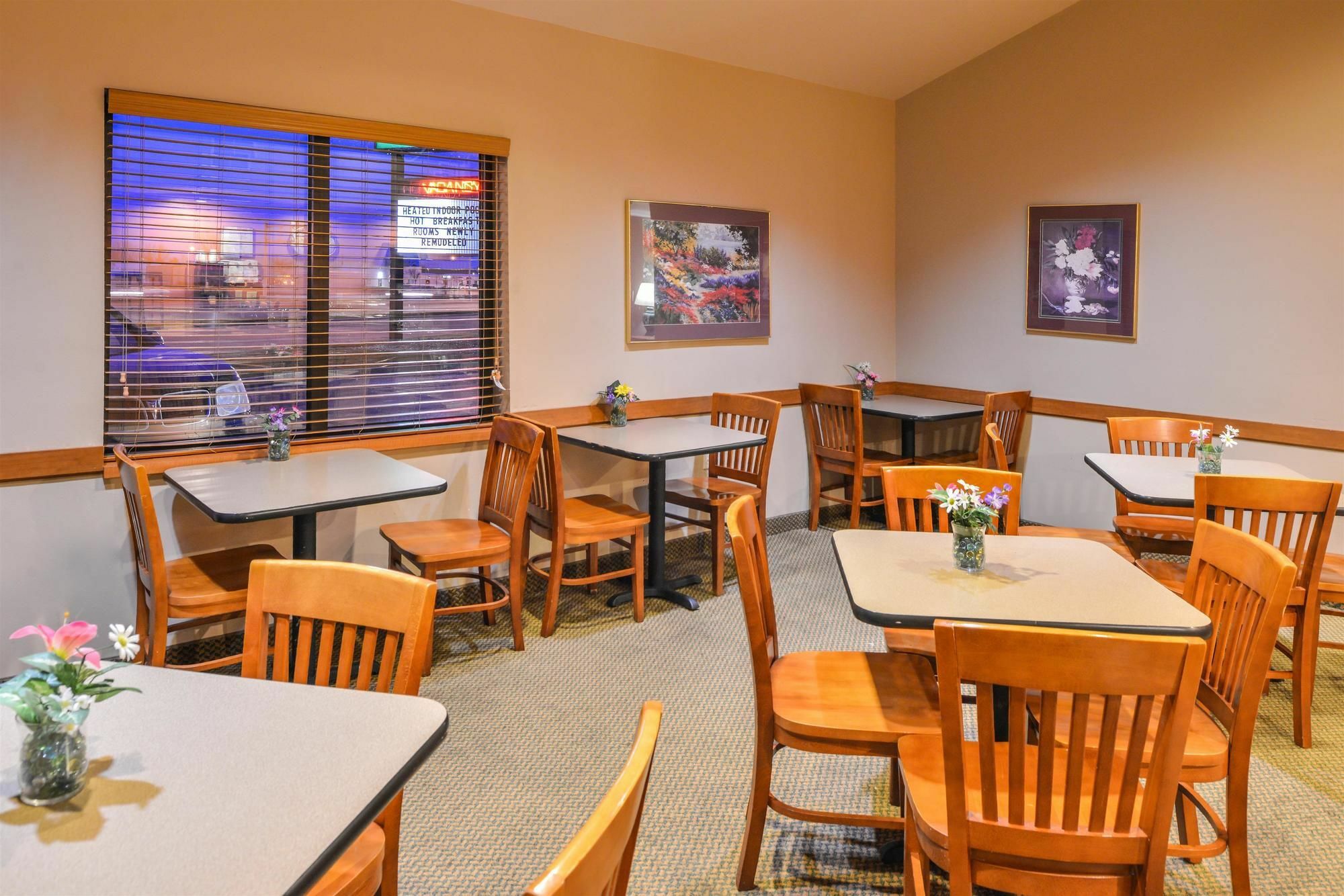 Baymont By Wyndham Sioux Falls North,I-29,Russell St, Airport Buitenkant foto