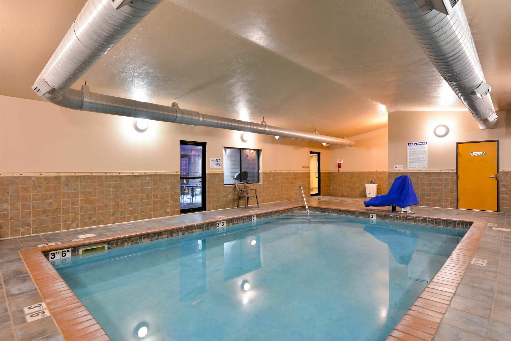 Baymont By Wyndham Sioux Falls North,I-29,Russell St, Airport Buitenkant foto