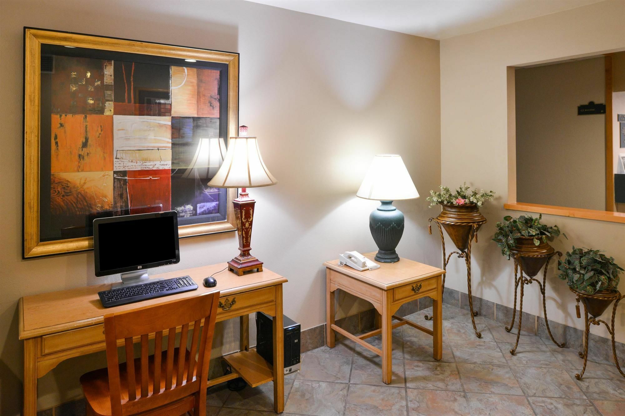 Baymont By Wyndham Sioux Falls North,I-29,Russell St, Airport Buitenkant foto
